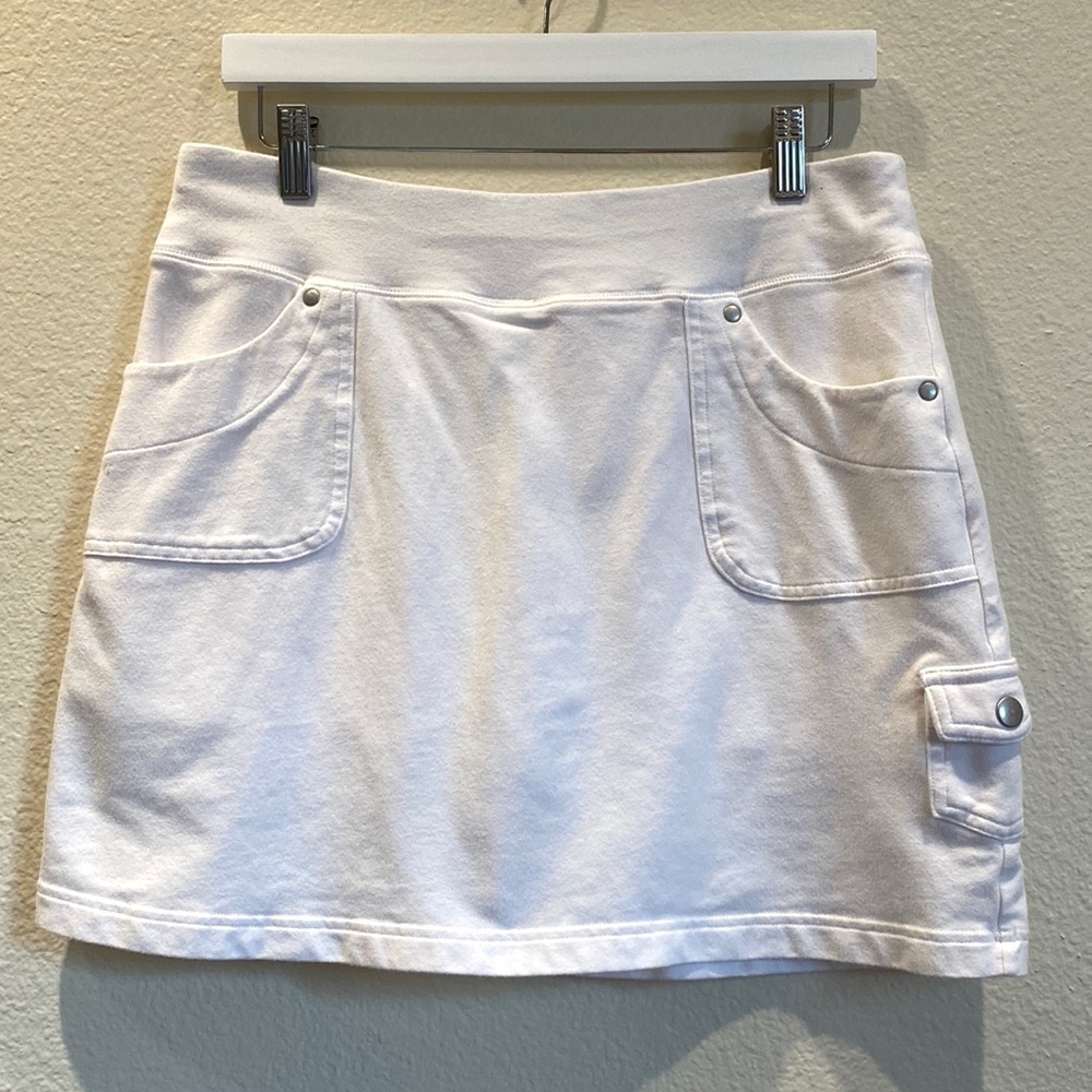 Style & Co- White Skort (S) EUC